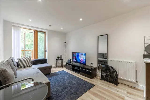 Arboretum Place, Barking, IG11, photo 1