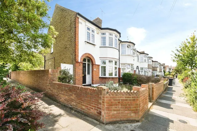 Cranleigh Gardens, Barking, Essex, IG11, photo 1