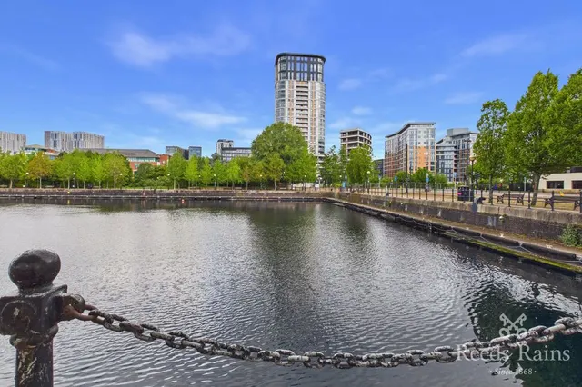 Furness Quay, Salford, M50, photo 1