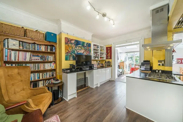 Links Road, SW17, photo 3