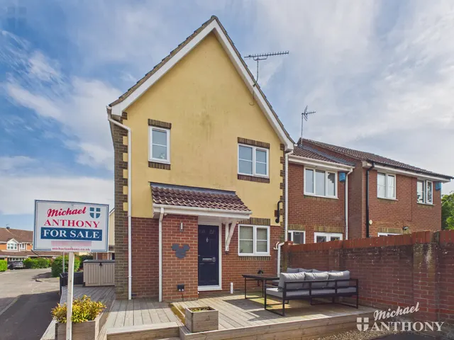 Plough Close, Aylesbury, HP21 9AD, photo 1