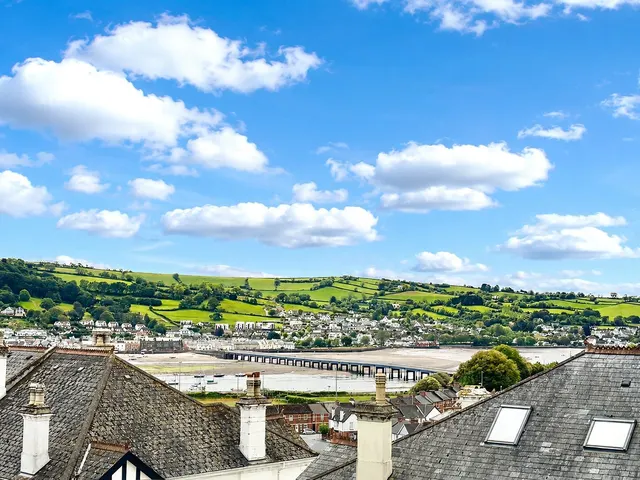 Coombe Vale Road, Teignmouth, Devon, TQ14