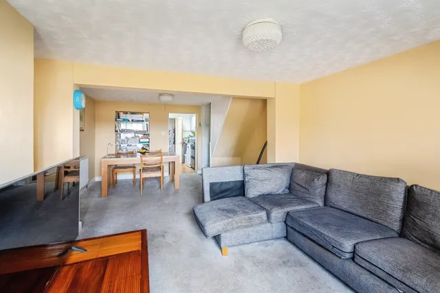 Photo 3 — Surrey Place, TROWBRIDGE