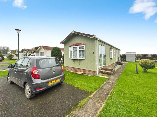 Trelawne Gardens, Trelawne, PL13, photo 1