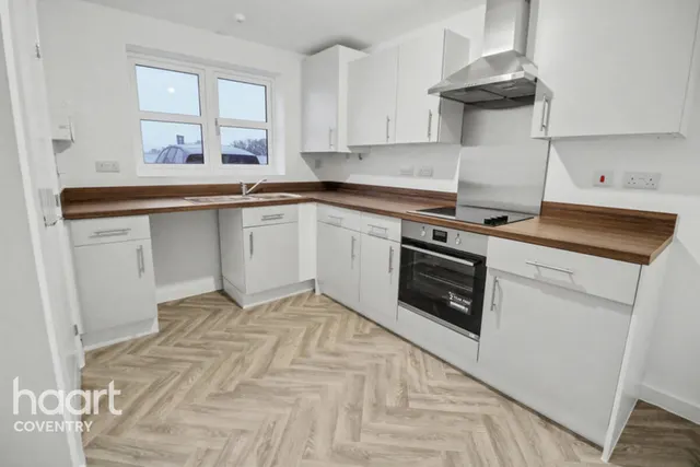 Stickford Close, Bedworth, CV12, photo 2