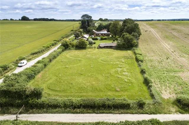 Lot 4 Land At Hookpit Farm, Kings Worthy, Winchester, Hampshire, SO21 2RR, photo 1