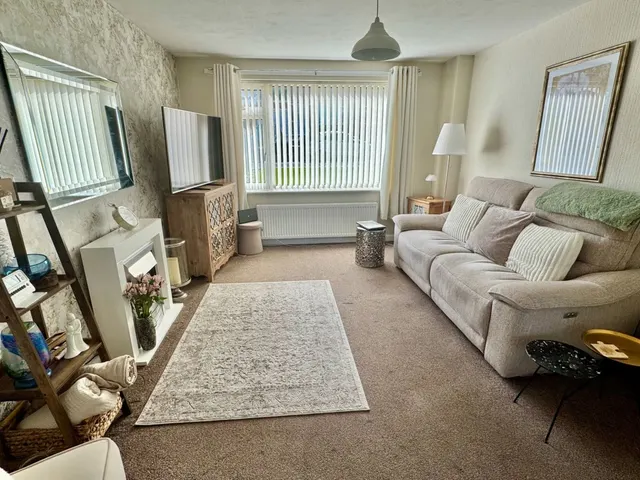 Wetherby ~ Poplar Avenue, LS22, photo 3