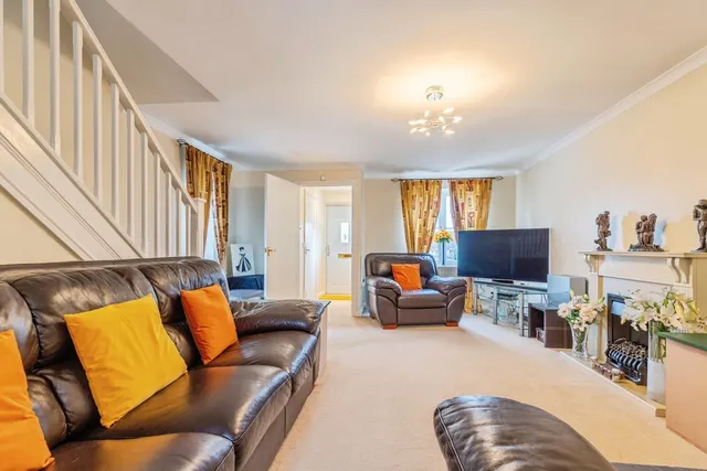 Redwood Drive, Chorley, PR7, photo 2