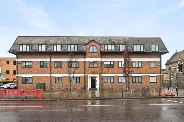 Exchange Road, Watford, Hertfordshire, WD18 0QU, photo 1