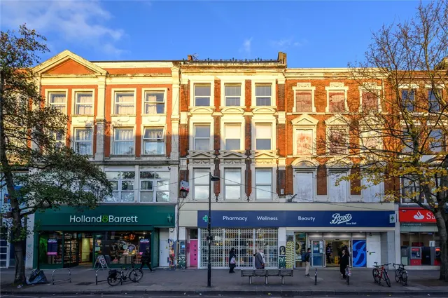 Holloway Road, Holloway, N7, photo 2