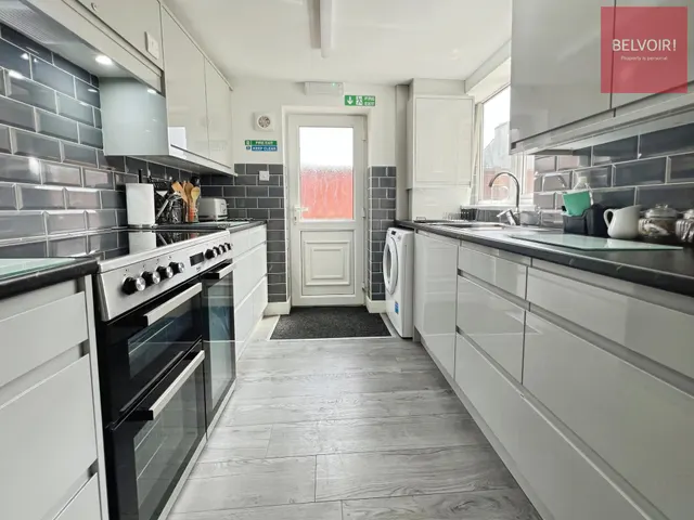 Photo 2 — Grimsby Road, Cleethorpes, DN35