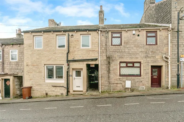 Spring Lane, Colne, BB8, photo 1