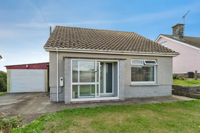 Romilly Crescent, Hakin, SA73, photo 1