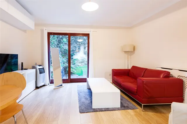 Heathcote Street, London, WC1N, photo 2