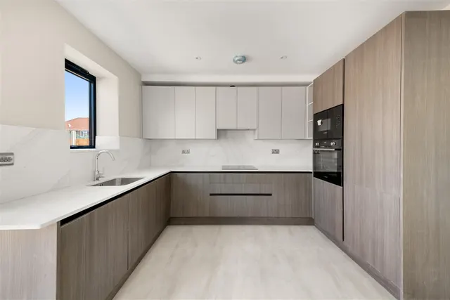 Field Road, Feltham, photo 3
