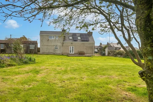 Llanfachraeth, Holyhead, photo 1