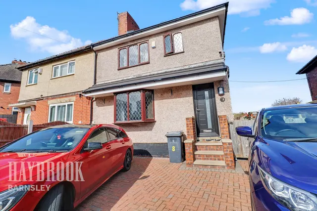 2 bedroom house, Pickup Crescent, Wombwell