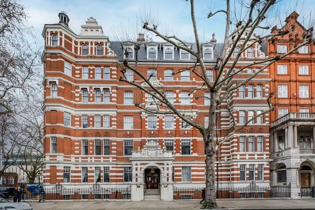 Queen's Gate London SW7, photo 1