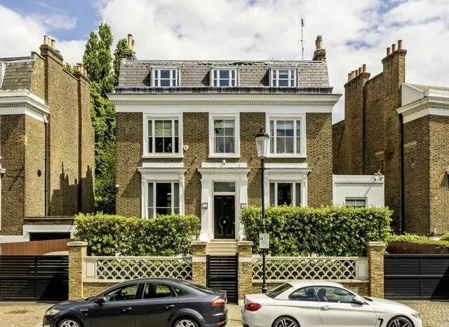 Addison Crescent, Holland Park, W14, photo 1