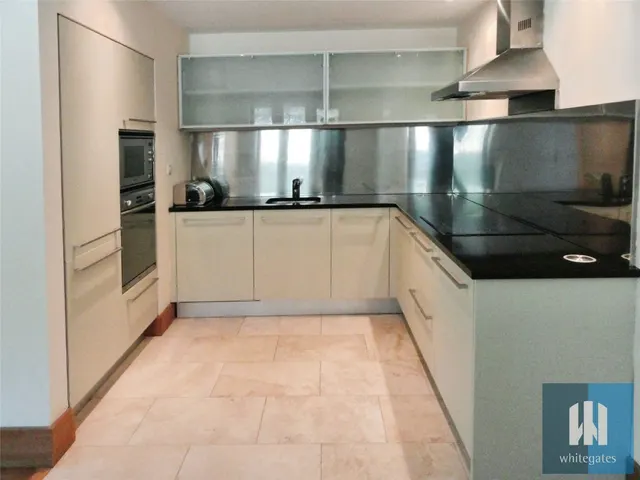 Birkby Road, Birkby, HD2, photo 2