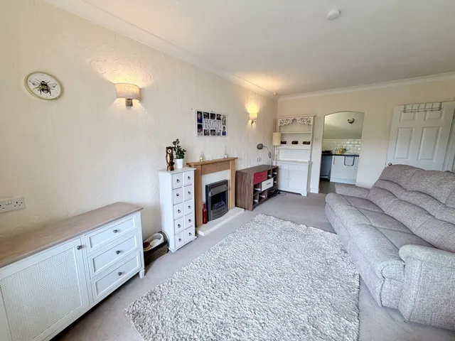 Brown Street, Rostherne Court, WA14, photo 2