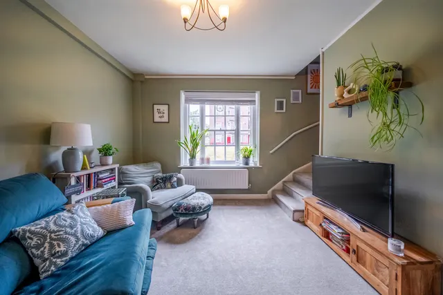 Albion Avenue, Clapham, London, SW8, photo 1