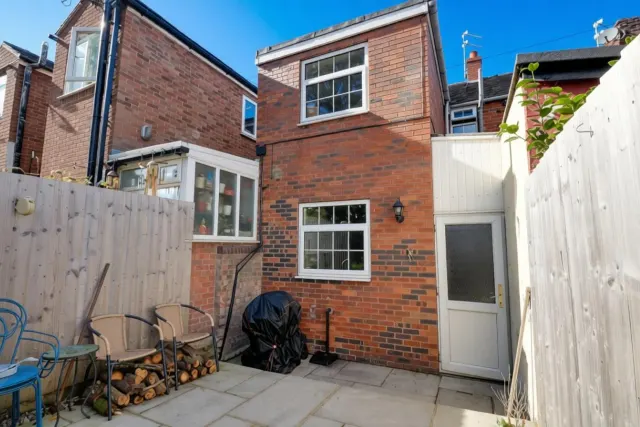 John Street, Congleton, photo 2