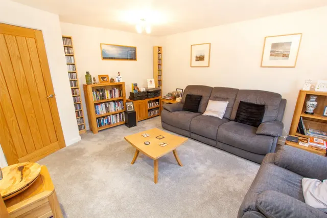 Butchers Court, Witney, OX28, photo 3