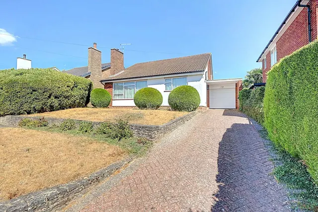 Hazlemere View, High Wycombe, HP15, photo 1