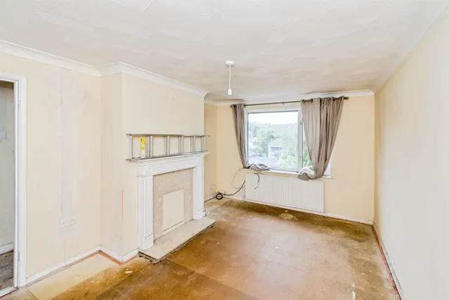 Swaythling Road, West End, SO30, photo 3