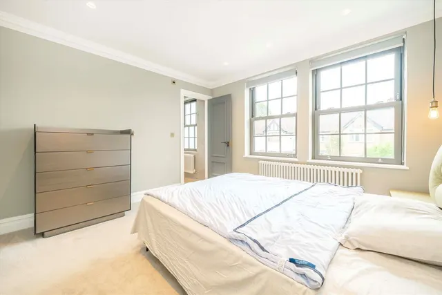 Midhurst Road, W13, photo 3