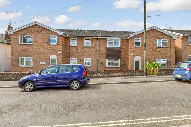 Avenue Road, Shanklin, PO37, photo 1