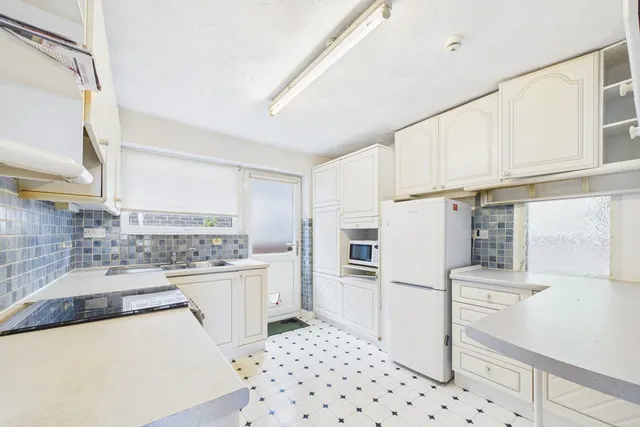 Redmayne Drive, Carnforth, LA5, photo 3