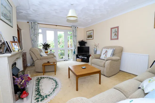 High Street, Graveley, PE19, photo 3
