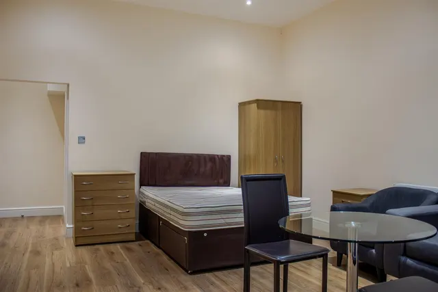 Station Road, Harrow, HA1, photo 2