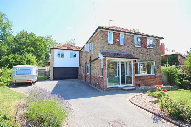 Cheyne Walk, Hornsea, photo 1