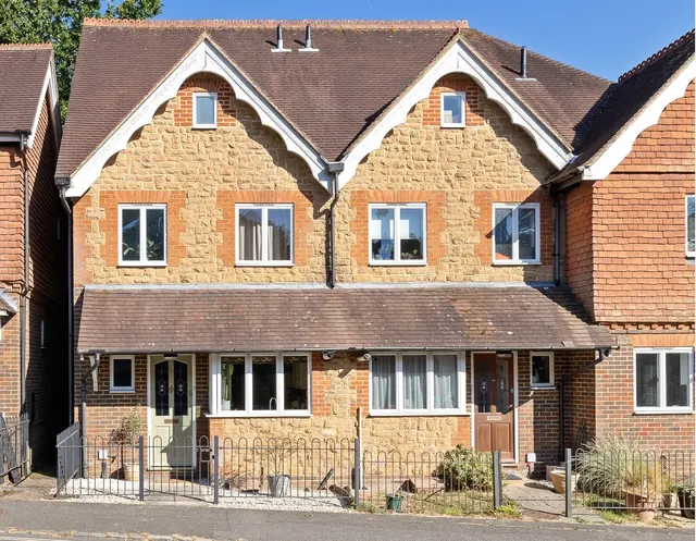 Haslemere Road, Fernhurst, GU27, photo 1