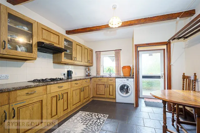 Miry Lane, Thongsbridge, HD9, photo 3