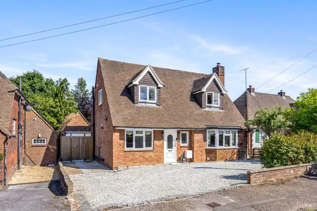 Farlington Avenue, Haywards Heath, RH16, photo 1