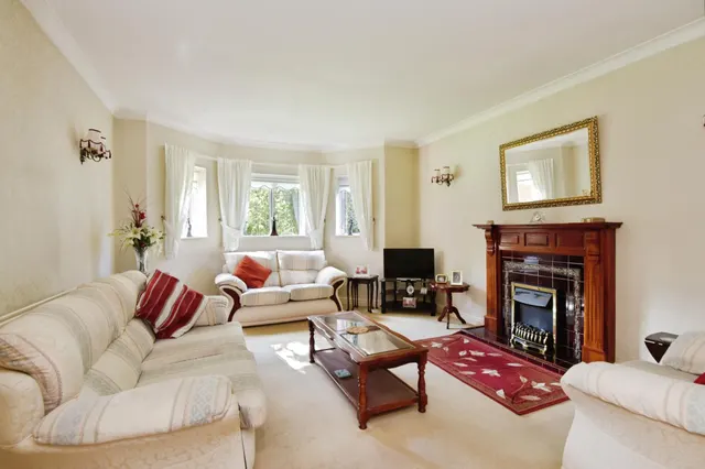 Queens Park Avenue, Stoke-on-trent, ST3, photo 2
