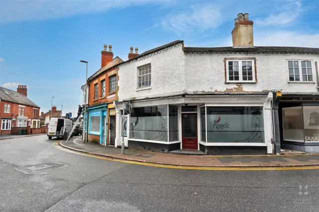Freehold Retail Premises, LE11, photo 3