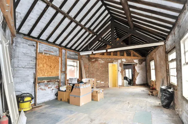 Freehold Retail Premises, LE11, photo 1