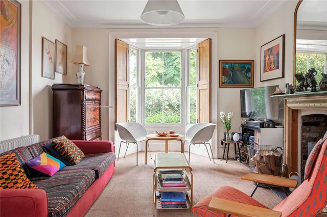 Photo 2 — De Beauvoir Square, London, N1 4LE
