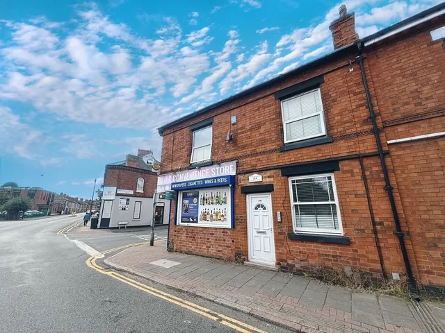 Wharncliffe Road, LOUGHBOROUGH, photo 1