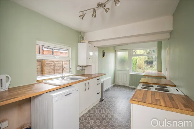 Photo 2 — Highfield Road, Bromsgrove, Worcestershire, B61 7BD
