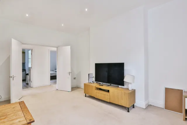 Wimborne Road, Bournemouth, BH2, photo 3