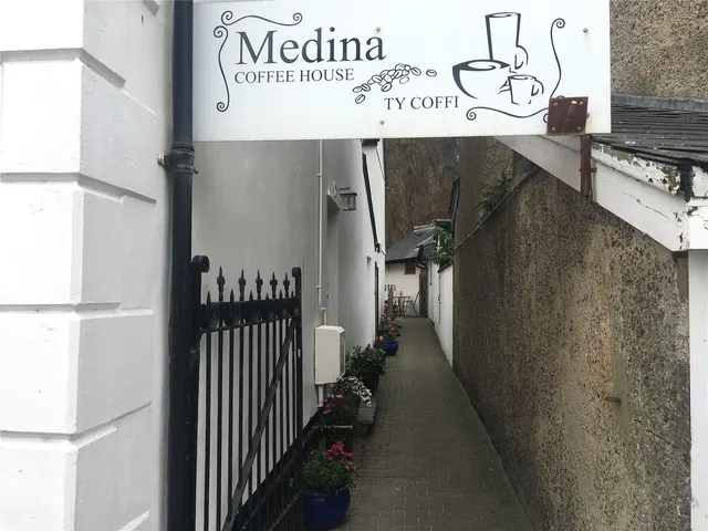 Glandovey Terrace, Aberdovey, photo 3