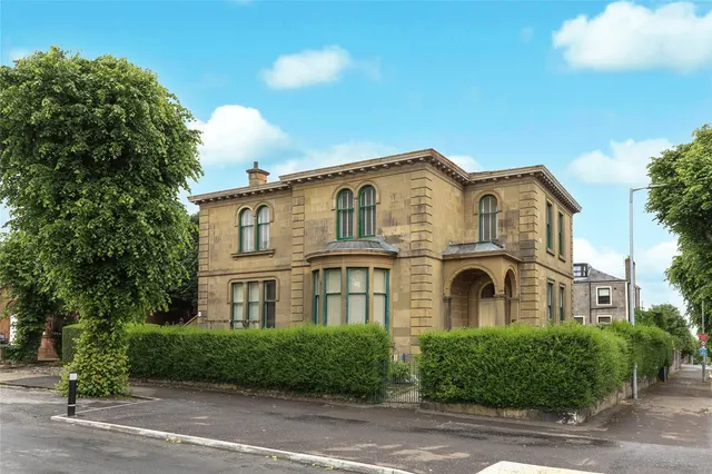 Brisbane Street, Greenock, Inverclyde, PA16, photo 1