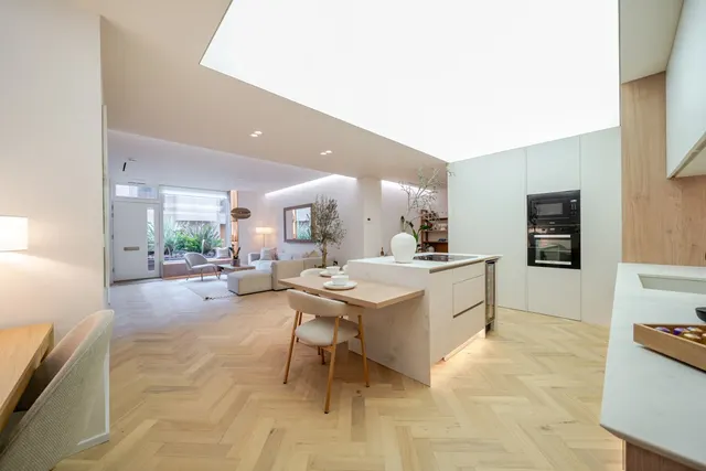 Photo 3 — Vinery Way, Hammersmith, London, W6