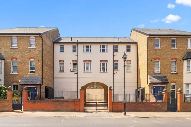 Ordell Road, London, E3, photo 1